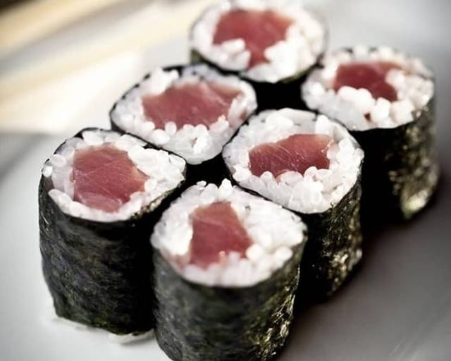 Hana Roll.